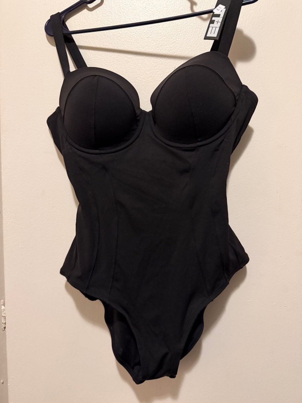 Ta3 - Lushy - XL D/DD R/L Swimsuit - pushup